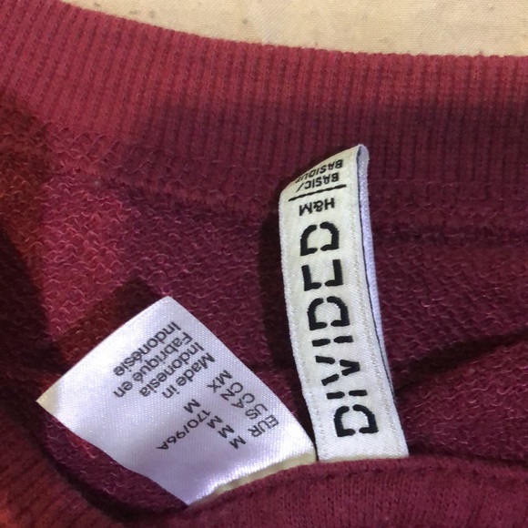 Divided sweater - Picture 2 of 2